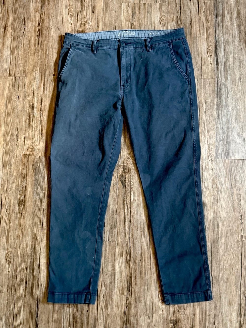 LEVI’S XX CHINO SLIM TAPER FIT MEN’S PANTS